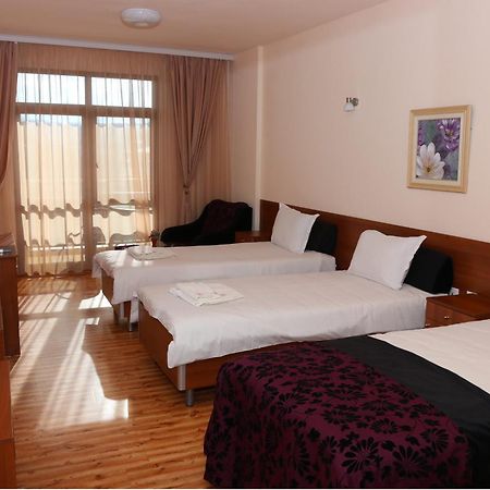 Balneo And Spa Complex Mineral Ягода Екстериор снимка