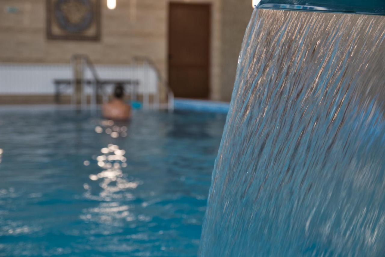 Balneo And Spa Complex Mineral Ягода Екстериор снимка