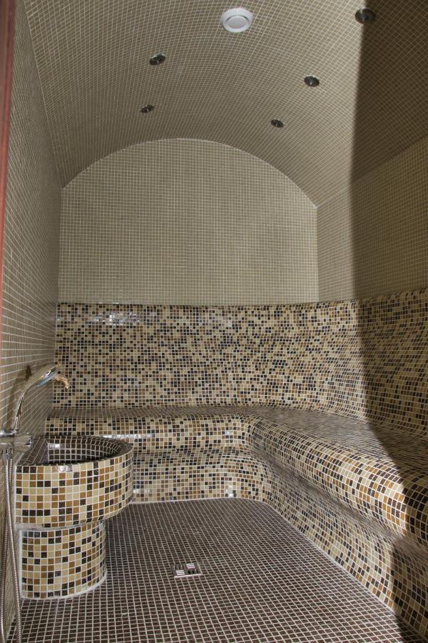 Balneo And Spa Complex Mineral Ягода Екстериор снимка